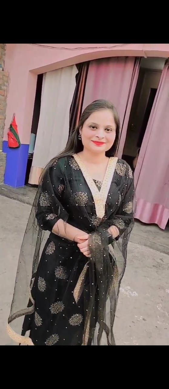ZAINAB KHAN