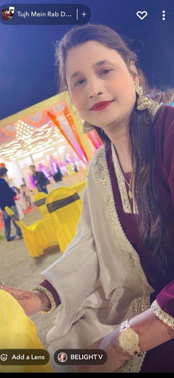 MEENA  MUMTAJ